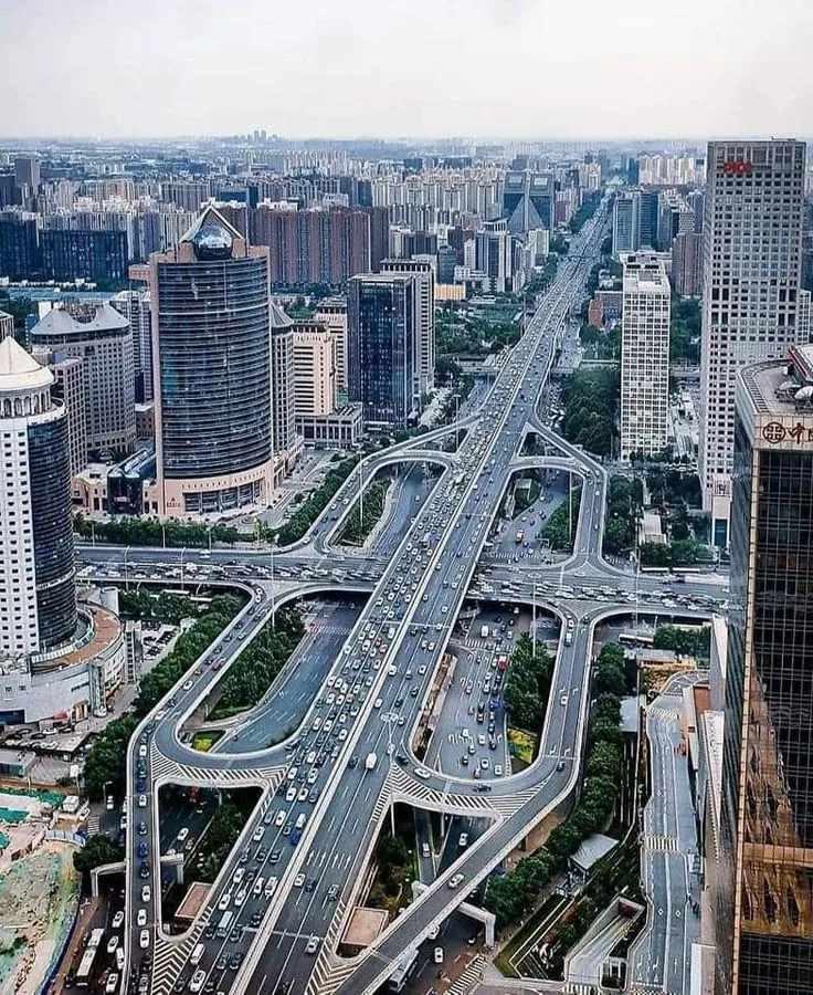 About Dee Divine Propinfra